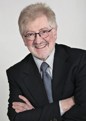 Die Delegierten des Hausärzteverbandes Berlin und Brandenburg haben gewählt - und ihrem bisherigen Vorsitzenden Dr. Wolfgang Kreischer ihr Vertrauen ausgesprochen. Die Herausforderungen der kommenden Jahre sieht er deutlich.
