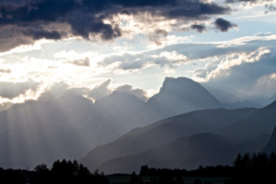 Von Rückenschmerzen bis zur Intervention bei psychosozialen Problemen: Beim DEGAM-Kongress von 13. bis 15.9. in Innsbruck stellten Allgemeinmediziner aus Deutschland, Österreich und Südtirol die neuesten Erkenntnisse für die Hausarztpraxis vor.