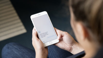 Für Patienten der Techniker Krankenkasse soll künftig auch die Patientenapp Ada zumindest Diagnosevorschläge stellen dürfen. Als "unverantwortlich" weist der Bundesvorsitzende des Deutschen Hausärzteverbands, Ulrich Weigeldt, die Idee zurück. Und auch KBV-Vizechef Dr. Stephan Hofmeister findet in der jüngsten Vertreterversammlung klare Worte in der Debatte.