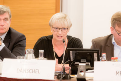 Der Hausärztinnen- und Hausärzteverband hat ein weiteres Ehrenmitglied: Ihr langjähriges Bundesvorstandsmitglied Dipl.-Med. Ingrid Dänschel.