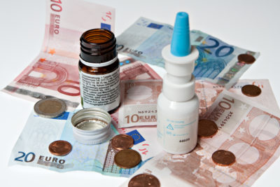 Das Dickicht aus Vorschriften zur Verordnung von Arzneimitteln ist mitunter schwer zu durchschauen, wie das Beispiel glukokortikoidhaltiger Nasensprays zeigt. Das practica-Seminar der "Rauchenden Köpfe" bringt Licht ins Dunkel.