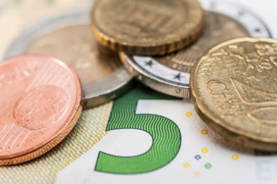 Von 1. April an gilt ein neuer Tarifvertrag für Medizinische Fachangestellte. Die Gehälter sollen in zwei Stufen insgesamt um 85 bis 168 Euro steigen.