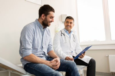 Zum 1. April haben sich bei der Gesundheitsuntersuchung nach 01732 EBM nicht nur die Intervalle geändert. Auch bei den Ausschlüssen gibt es Neuerungen.