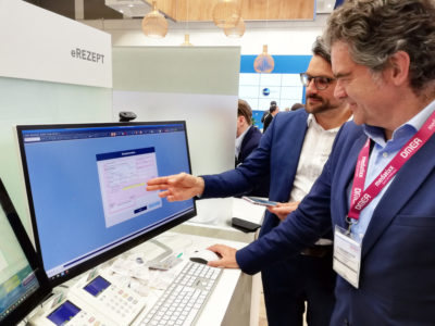 Von einfach zu knackenden Passwörtern bis zum neuen Verdachtsfall Telematik-Konnektor: Immer wieder machen vermeintliche IT-Sicherheitslücken in Arztpraxen Schlagzeilen. 