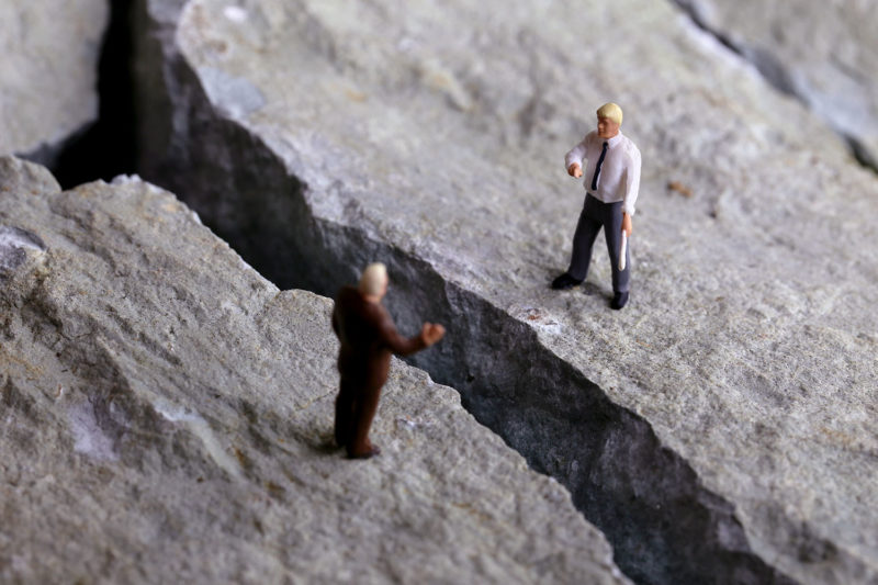 Personal, Miete, Nebenkosten: Eine Praxis zu führen, kostet Geld. Daran erinnern Hausärztinnen- und Hausärzteverband und Berufsverband der Kinder- und Jugendärzt*innen zum Start der Honorarverhandlungen. Um die "explodierenden Kosten" abzufedern, müsse der Orientierungswert um mindestens 7 Prozent steigen. Die Verhandlungen dürften zäh werden.