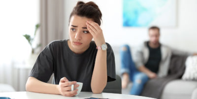 Eine Studie zeigt: Suizidgefährdete Menschen geben ihrem Umfeld oft Hinweise auf einen geplanten Selbstmord - Angehörige wissen nur nicht damit umzugehen.