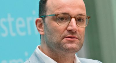 Im Oktober will die Bundesregierung eine Halbzeitbilanz ziehen. "Der Hausarzt" nimmt die gesundheitspolitische Gesetzgebung schon jetzt unter die Lupe. Es zeigt sich: Das Arbeitstempo der Regierung ist beachtlich – doch gerade für Hausärzte ist nicht alles, was glänzt, auch Gold.
