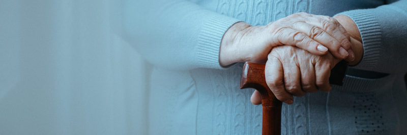 Bis Mittwoch konnten die Verbände ihre Kritik am Pflegeneuordnungsgesetz (PNOG) formulieren. Der Hausärztinnen- und Hausärzteverband hat auf empfindliche Punkte für Hausarztpraxen hingewiesen, die sich bei einem genauen Blick zeigen. 3 Vorhaben, die deutliche Auswirkungen im Praxisalltag hätten.