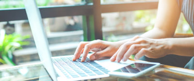 Ab Mai 2024 sollen Patientinnen und Patienten online Leistungsmerkmale von 1.700 Kliniken in Deutschland finden können - im sogenannten "Transparenzverzeichnis". Auch für Hausärzte könnte das interessant sein.