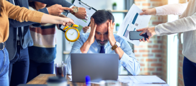 Steigende Arbeitsbelastung in den Hausarztpraxen, schleppende Digitalisierung, die dringend notwendige Notfallreform: In Münster diskutieren die Delegierten des Deutschen Hausärzteverbandes aktuell brennende Themen. Im Livestream können Hausärztinnen und Hausärzte dabei sein. 