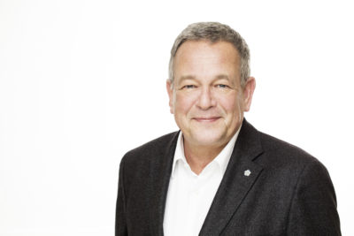 Er ist Hausarzt aus Leidenschaft, berufspolitisches Urgestein und Vorkämpfer für die Hausarztzentrierte Versorgung (HZV): Nach 15 Jahren gibt Dr. Berthold Dietsche das Amt des Vize-Vorsitzenden des Deutschen Hausärzteverbandes ab – und hinterlässt große Fußstapfen.