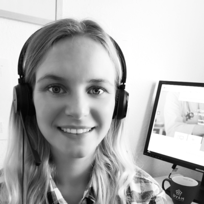 Bis zu 900 Kundenkontakte erreichen den Kundenservice pro Tag. Doch wer hilft da eigentlich am anderen Ende der Leitung? Vier Mitarbeiterinnen geben einen ganz persönlichen Eindruck ihrer Arbeit und Motivation.