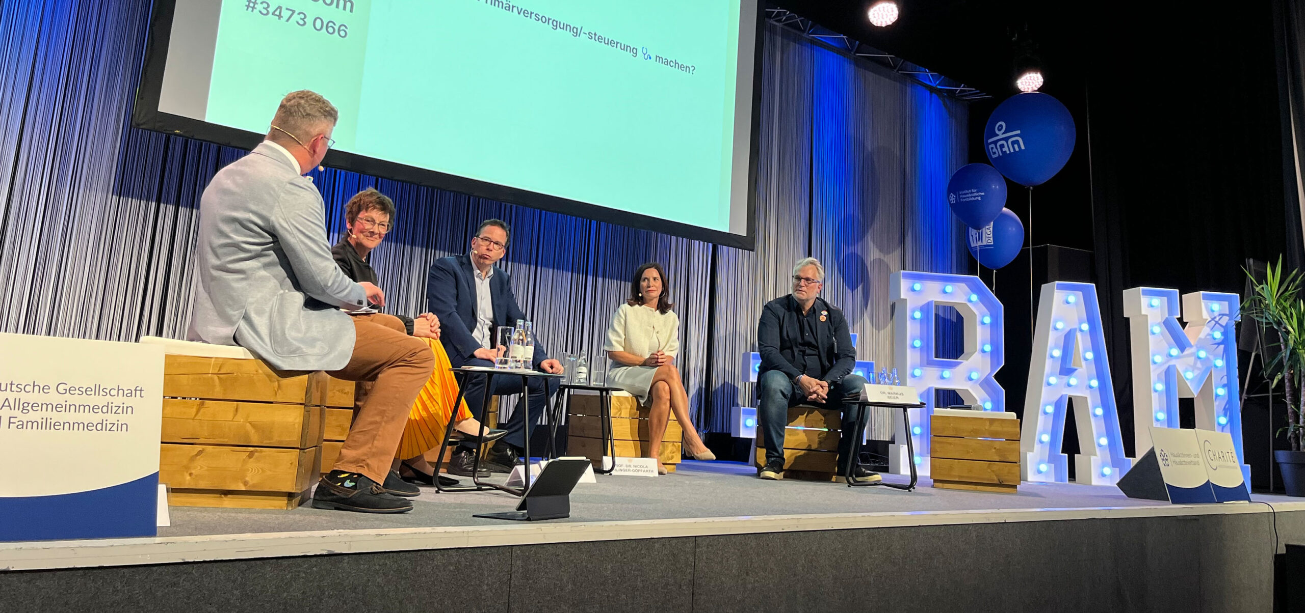 Ist ein Primärarztsystem wirklich zu stemmen? Daran scheiden sich derzeit öffentlich die Geister. Die Zeit für eine grundlegende Veränderung ist gekommen, wurde beim BAM-Kongress in Berlin deutlich. Nur über das Wie gibt es noch Diskussionsbedarf.