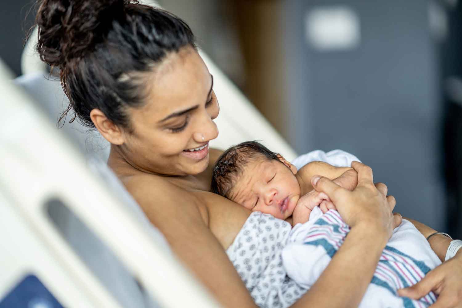 Neugeborenes, Säugling, Baby, nach Geburt