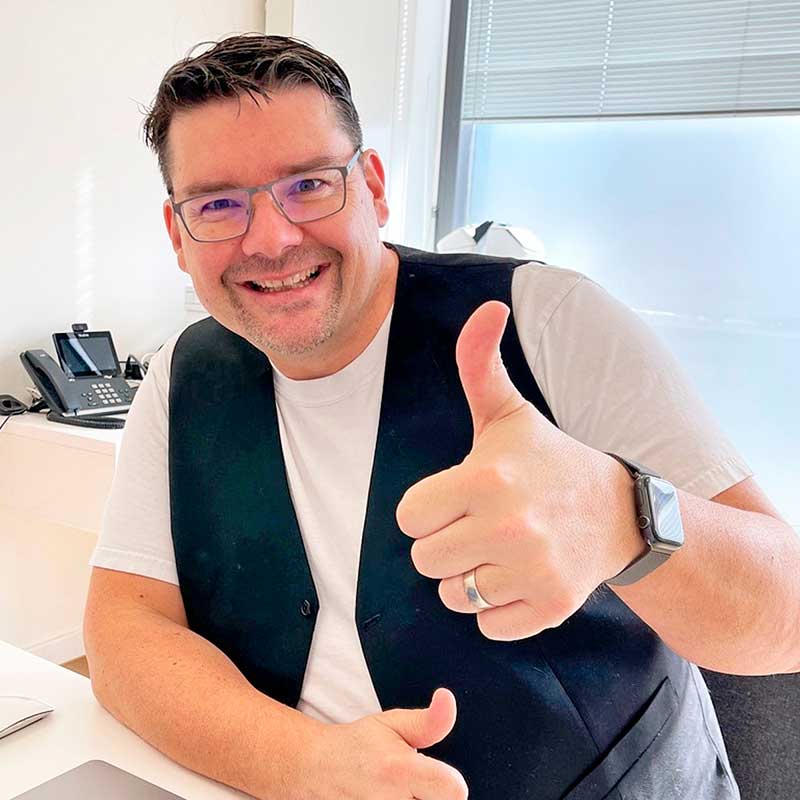 Notfall­sanitäter, Fachbuchautor Notfallmedizin 