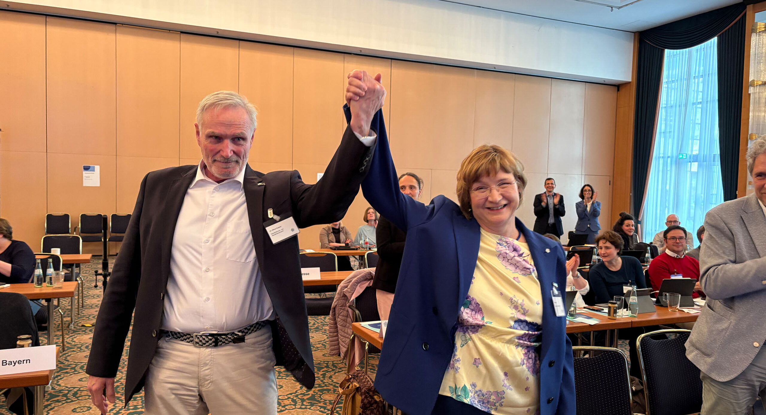 Im Bundesvorstand des Hausärztinnen- und Hausärzteverbandes findet ein Wechsel statt: Auf Dr. Oliver Funken folgt Elke Cremer.